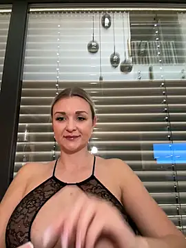 Bella-Tight online show from 03-04-26, 08:20