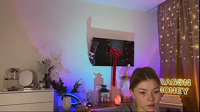 Aliceimhorny online show from 12-03-24, 08:49