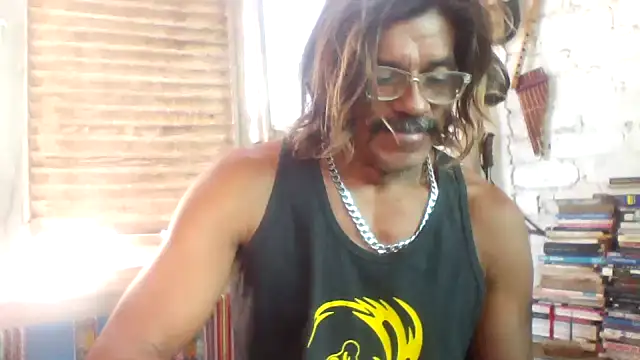 Snapshot of kvr27 chatting on 06-25-26, 01:48 kvr27 online show from 06-25-26, 01:48