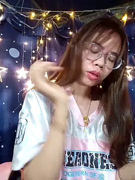   Mai-love19   online show from 03-08-26, 12:19