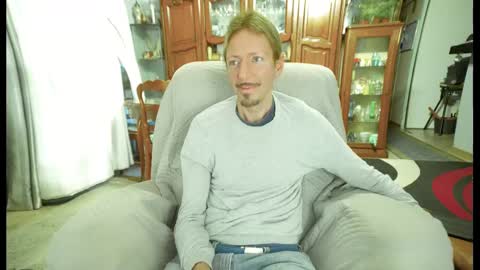 jeff online show from 02-11-25, 07:12