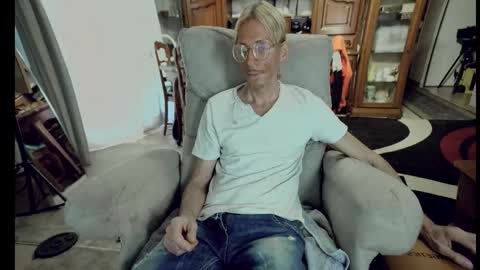 jeff online show from 09-15-25, 02:39