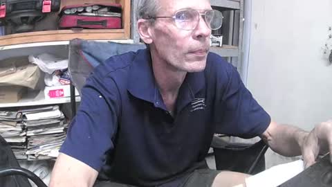 04oldskool online show from 12-16-24, 05:49