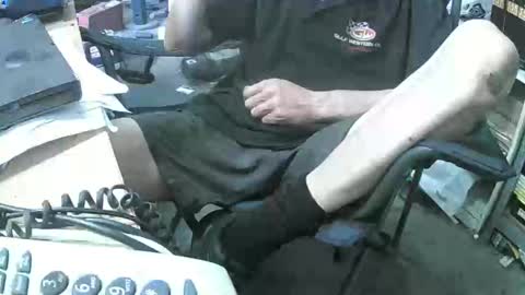 04oldskool online show from 10-16-25, 02:34