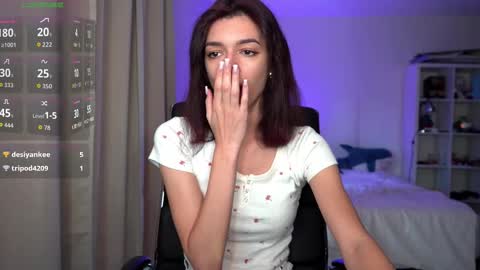 Snapshot of 0_perfect_imperfection_0 chatting on 10-16-25, 09:16 Olivia online show from 10-16-25, 09:16