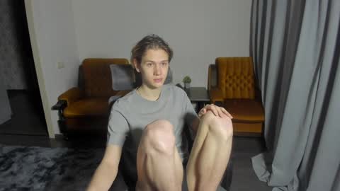 Snapshot of 0verlandd chatting on 01-11-25, 12:07 Adam online show from 01-11-25, 12:07