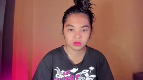 Snapshot of 0wwlo0k chatting on 09-15-25, 05:40 0wwlo0k online show from 09-15-25, 05:40