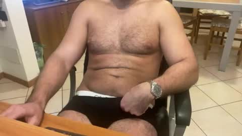 Snapshot of 100piedi1 chatting on 11-09-25, 05:33 100piedi1 online show from 11-09-25, 05:33