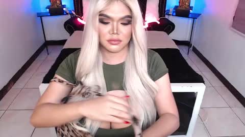 Sasha Banks online show from 12-08-24, 10:14