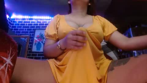  i am trixie im Your Selfsucking Mistress  online show from 09-10-25, 02:44