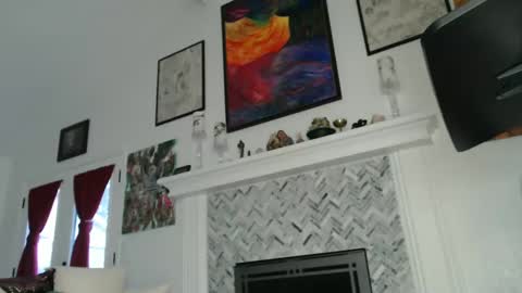 Aurora Willows online show from 02-15-25, 01:49