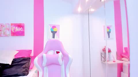 Scarlette  online show from 02-05-25, 06:56