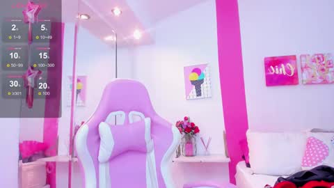 Scarlette  online show from 02-25-25, 06:58