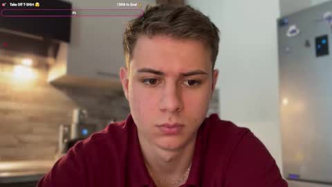 Snapshot of 168gio chatting on 10-12-25, 10:25 Lance online show from 10-12-25, 10:25