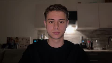 Snapshot of 168gio chatting on 10-24-25, 04:25 Lance online show from 10-24-25, 04:25