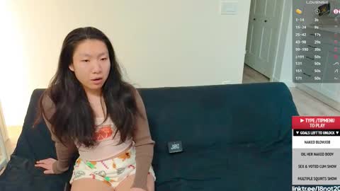 Tong  Ralph online show from 11-25-25, 01:16