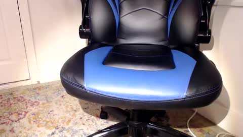 i erupt if you suck ur nipples 4 me and look at the camera while watching me online show from 02-16-25, 03:26