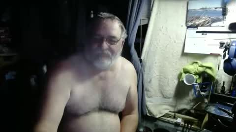 Snapshot of 1dusty60 chatting on 02-17-25, 06:31 1dusty60 online show from 02-17-25, 06:31