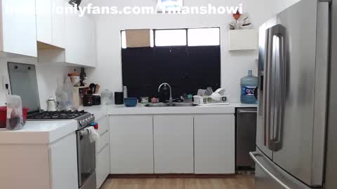 Snapshot of 1manshow11 chatting on 01-20-25, 08:50 1manshow11 online show from 01-20-25, 08:50