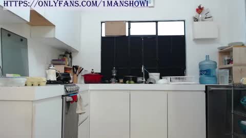 Snapshot of 1manshow11 chatting on 02-01-25, 10:44 1manshow11 online show from 02-01-25, 10:44