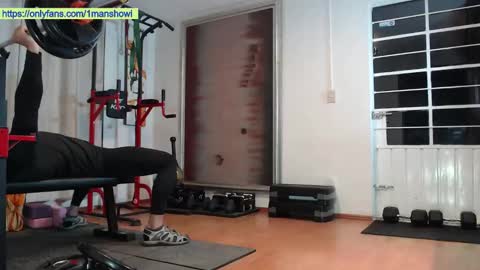 Snapshot of 1manshow11 chatting on 02-20-26, 09:32 1manshow11 online show from 02-20-26, 09:32