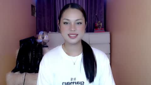 Snapshot of 1miracle_tranny chatting on 06-26-26, 07:35 1miracle_tranny online show from 06-26-26, 07:35