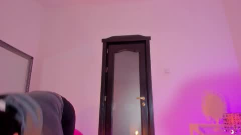 Moona  online show from 02-12-26, 08:20