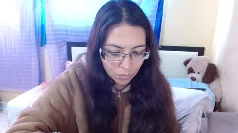 paola online show from 12-21-24, 09:47