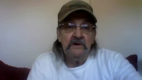 1valentine online show from 10-01-25, 04:35