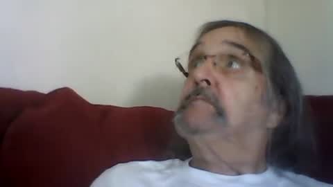 1valentine online show from 10-12-25, 05:34