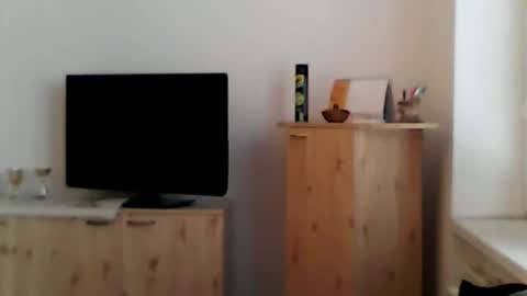 Snapshot of 1vaso chatting on 10-08-25, 07:28 1vaso online show from 10-08-25, 07:28