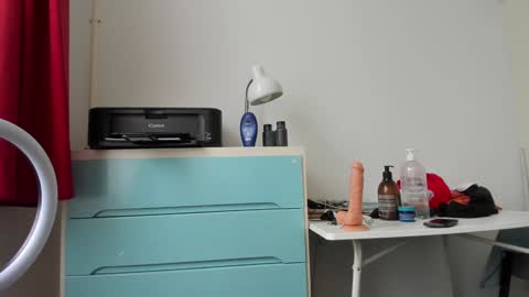 Henk online show from 01-14-25, 01:49