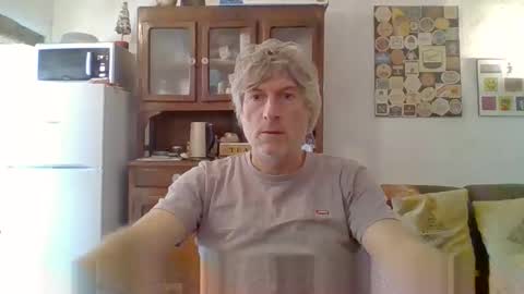 22esserre online show from 11-05-25, 12:49