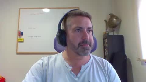 Snapshot of 23cmt4you_vlc chatting on 09-19-25, 08:05 23cmt4you_vlc online show from 09-19-25, 08:05