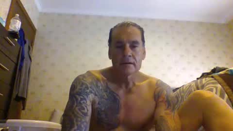 Snapshot of 23player chatting on 09-29-25, 01:00 23player online show from 09-29-25, 01:00