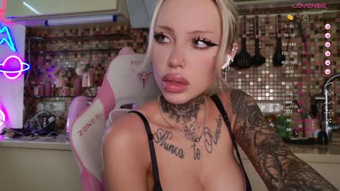     30 NOV  online show from 03-11-25, 11:23