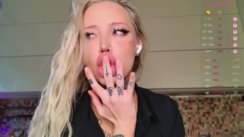     30 NOV  online show from 12-23-25, 10:57