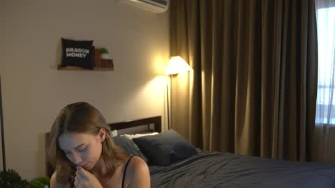 Elley  online show from 02-18-26, 02:35