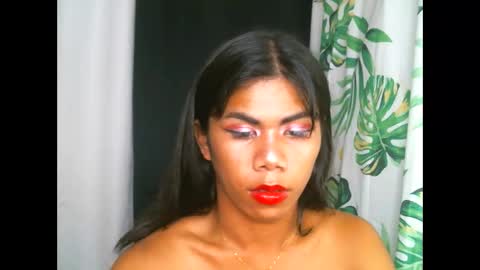 Snapshot of 2mella_reload chatting on 09-11-25, 01:17 MEL online show from 09-11-25, 01:17