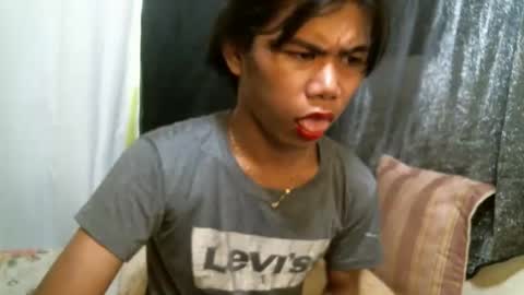 Snapshot of 2mella_reload chatting on 10-15-25, 11:16 MEL online show from 10-15-25, 11:16
