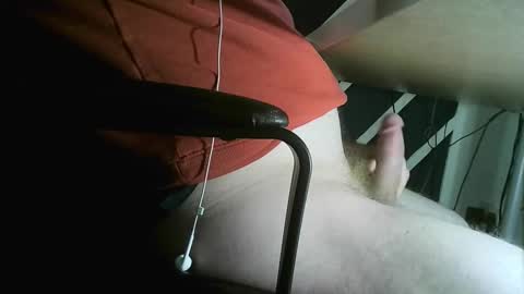 Snapshot of 30300shane30300 chatting on 09-27-25, 08:30 30300shane30300 online show from 09-27-25, 08:30