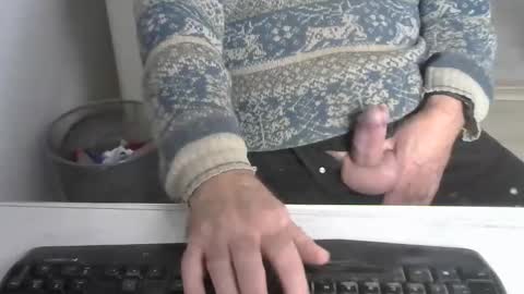 Snapshot of 3390soeren chatting on 02-17-26, 12:56 Soeren online show from 02-17-26, 12:56