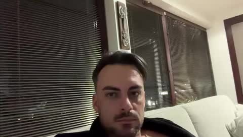 Snapshot of 3marvel2 chatting on 01-31-25, 08:01 3marvel2 online show from 01-31-25, 08:01