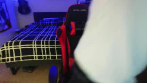 Snapshot of 3ndlessmike chatting on 02-15-26, 12:51 3ndlessmike online show from 02-15-26, 12:51