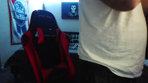 Snapshot of 3ndlessmike chatting on 02-19-26, 12:01 3ndlessmike online show from 02-19-26, 12:01