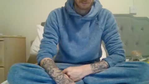 420feetloverr420 online show from 03-27-26, 09:25