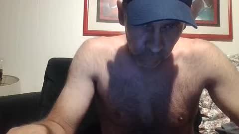 Snapshot of 4nuf chatting on 10-15-25, 10:04 4nuf online show from 10-15-25, 10:04