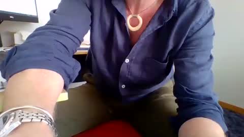 555tony555 online show from 12-02-24, 01:36