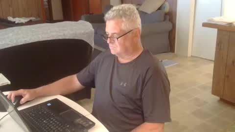 Joe online show from 10-20-25, 05:13