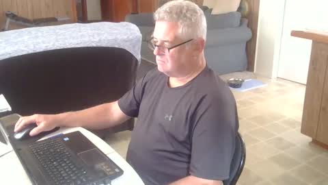 Joe online show from 11-22-25, 04:06